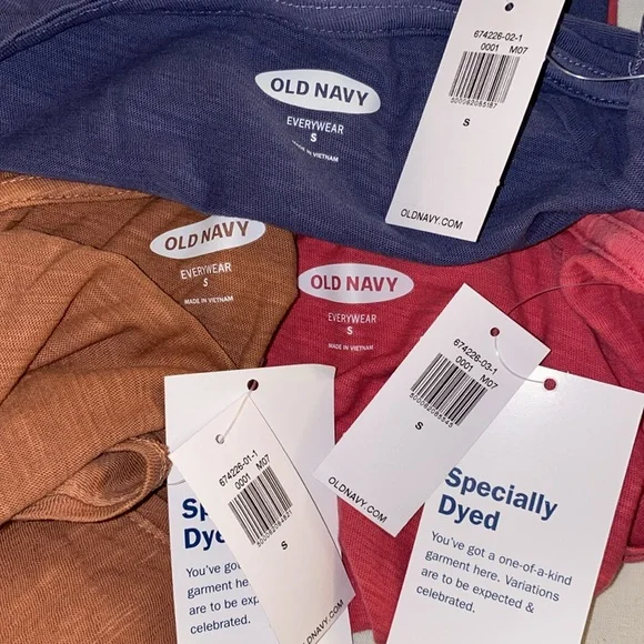 Old Navy Every Wear V-Neck Tanks - Set of 3 - Picture 15 of 16